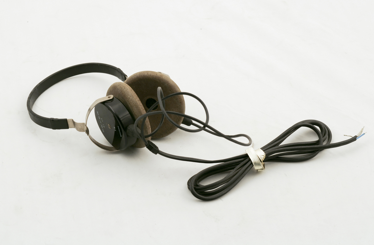 Beyerdynamic DT 48 museum example